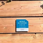 Luxe Et Charme - L'alcove - A Pieds - Meuble De Tourisme 4 Etoiles - *