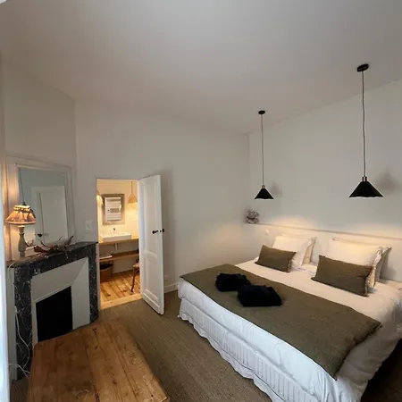 Luxe Et Charme - L'alcôve - à Pieds - Meublé De Tourisme 4 étoiles -