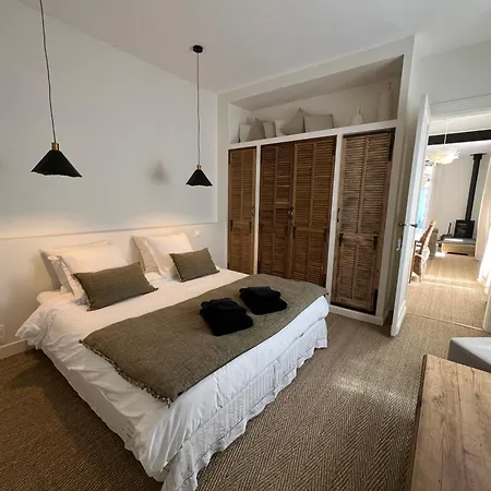 Luxe Et Charme - L'alcove - A Pieds - Meuble De Tourisme 4 Etoiles - Tatil Evi