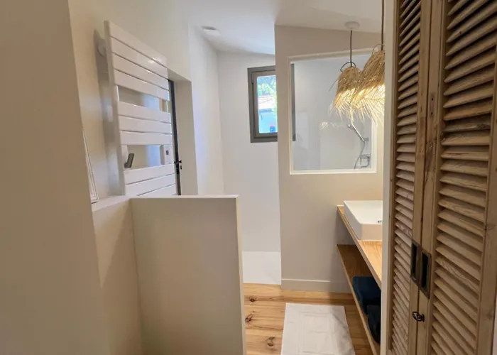 Luxe Et Charme - L'alcove - A Pieds - Meuble De Tourisme 4 Etoiles -